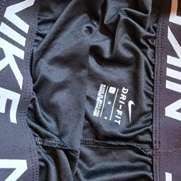 BRAND NEW NIKE PRO DRI FIT - Picture 2 of 2